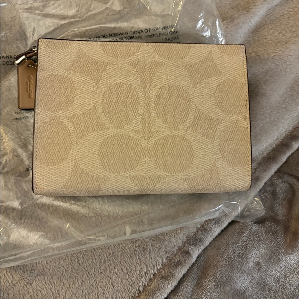 Coach slim crossbody - Picture 3 of 4